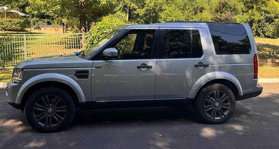 LAND ROVER DISCOVERY 4 3.0 SE 4X4 V6 24V BI-TURBO DIESEL 4P AUTOMÁTICO